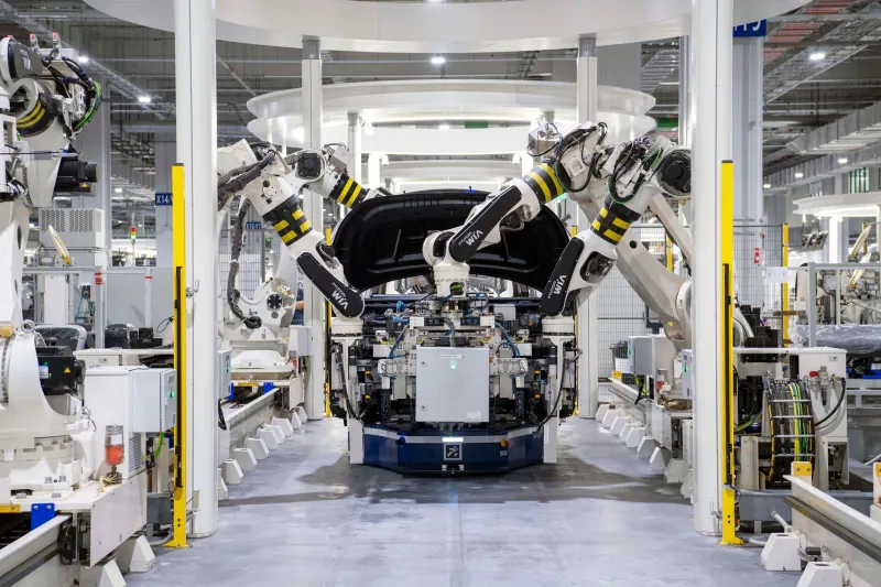 Il silenzio dei sensori: come l'industria italiana sta costruendo i nervi dell'IoT globale